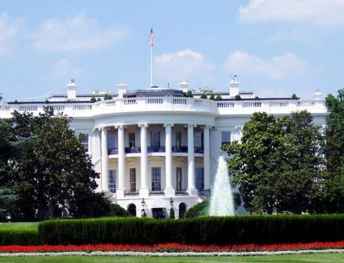 News Commentary｜Trump announced 100% semiconductor tariffs, Taiwan is a positive or negative?