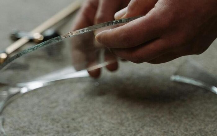 玻璃基板技術與AI先進封裝供應鏈分析示意圖